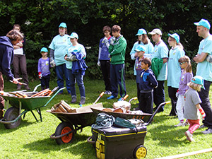 Giving a tools safety talk to a group