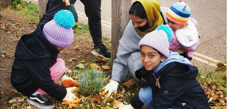 Family volunteering in Waltham Forest