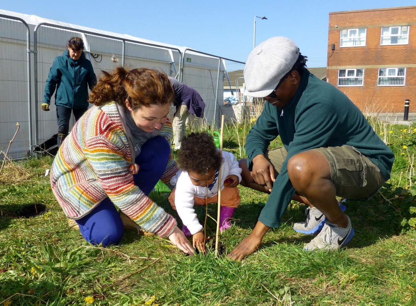 TCV I Dig Trees, family of tree-planting volunteers