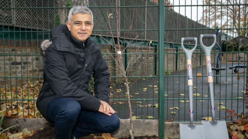 Mayor of London tree planting event 23